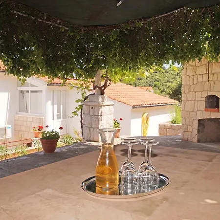 South Island Korčula