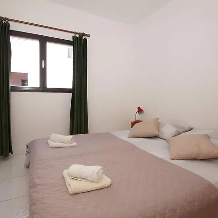 Apartment South Island